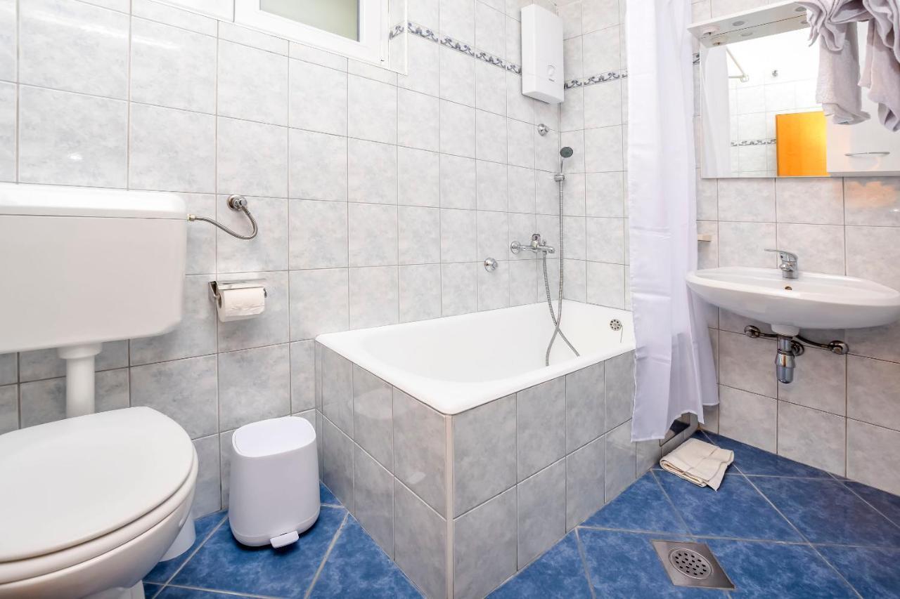 Apartment Mira Primošten Εξωτερικό φωτογραφία
